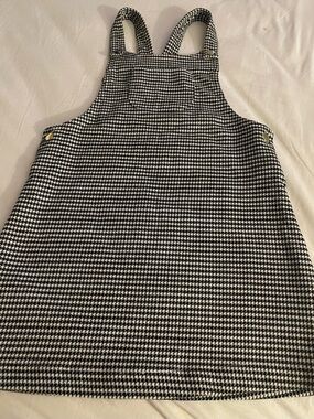 Max Studio Kids Houndstooth Pinafore - Black & White